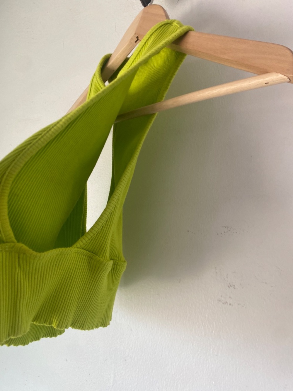 Lulu’s L Ribbed Crop Top - Picture 8 of 12